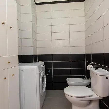 Sunrise Lovely 2 Bedroom וילה קיאו סלבאחה