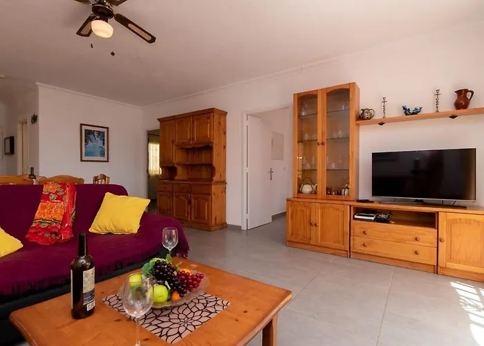 Sunrise Lovely 2 Bedroom Villa *