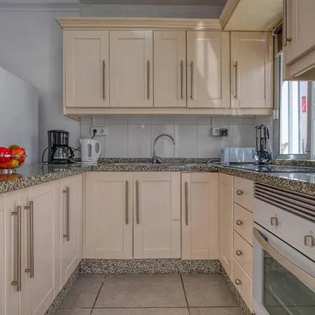 Villa Sunrise Lovely 2 Bedroom *