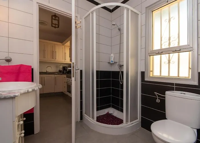 Villa Sunrise Lovely 2 Bedroom *